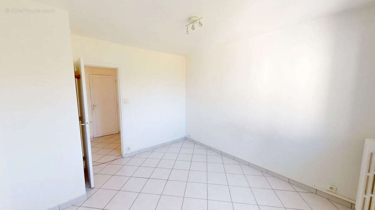 Appartement à DOMENE