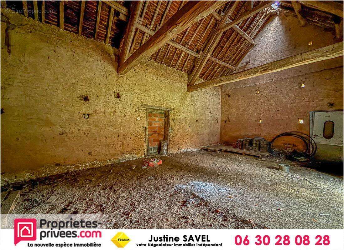 Maison à ROUVRES-LES-BOIS