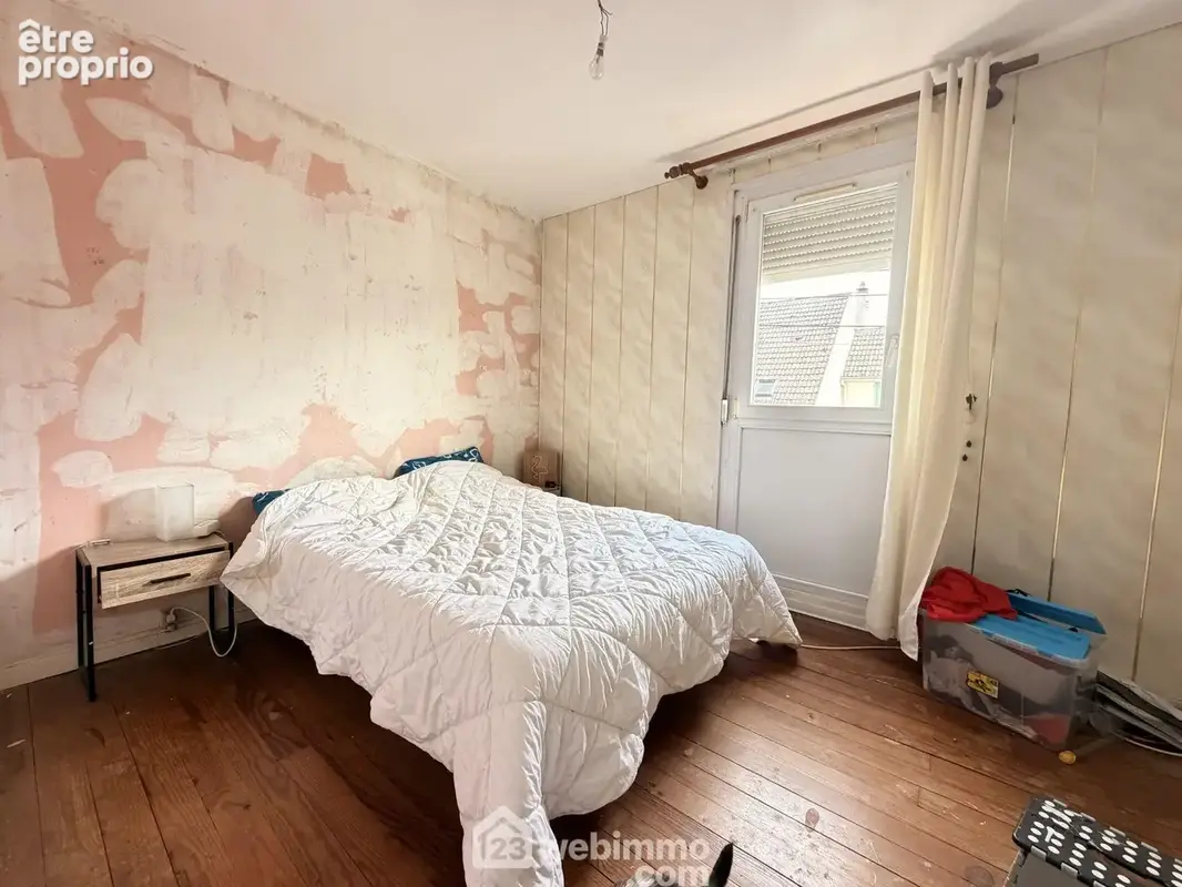 La première chambre avec placard