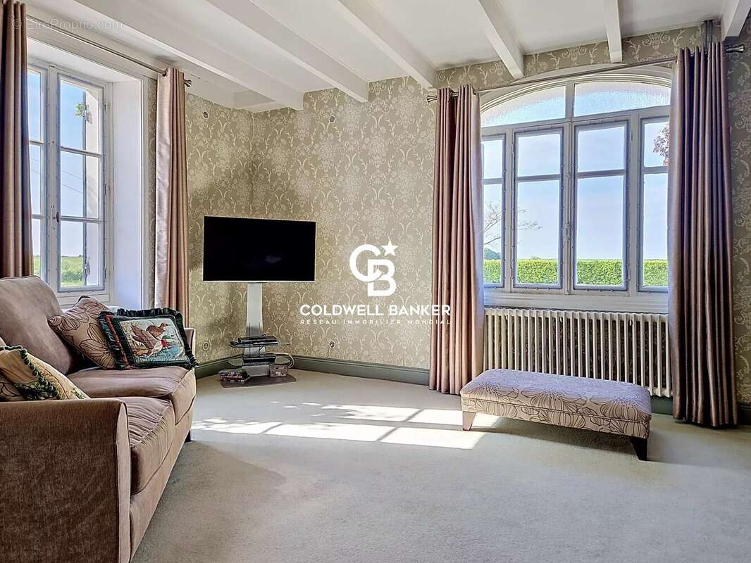 Maison à SAINT-GREGOIRE-D'ARDENNES