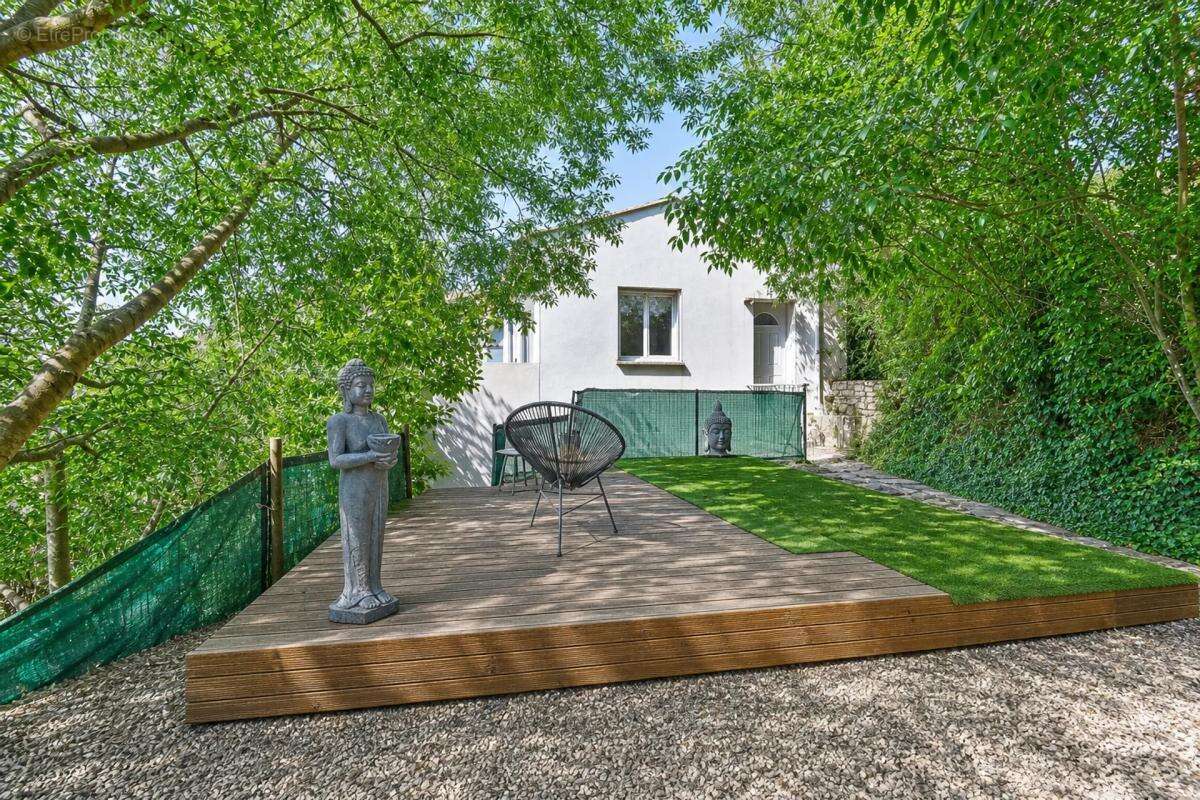 Maison de 4 pièces de 82 m² à Montpezat - photo 15