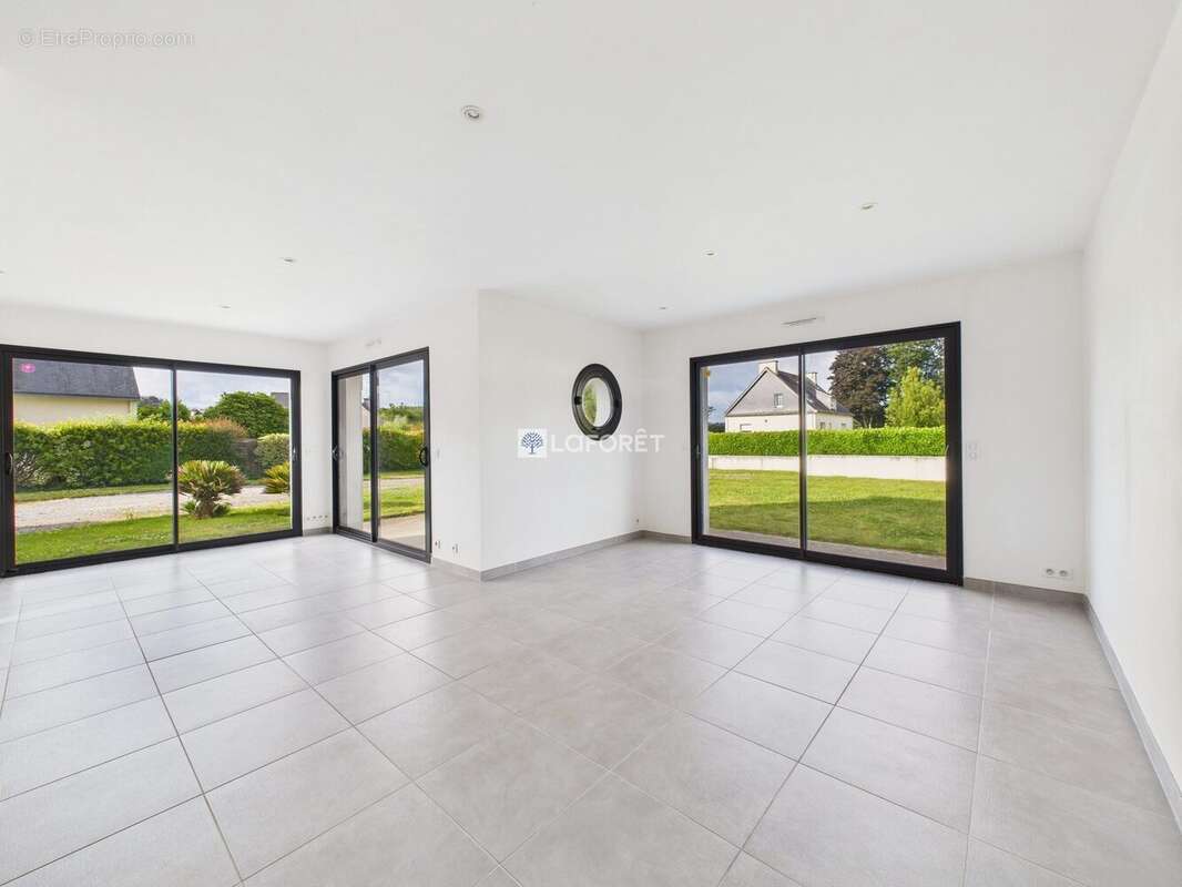 Maison à ERGUE-GABERIC