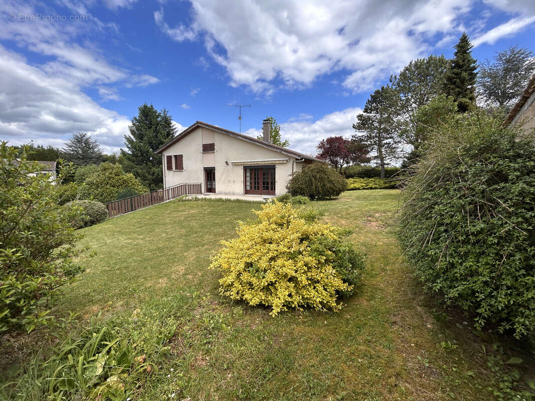 Maison à GONDREVILLE