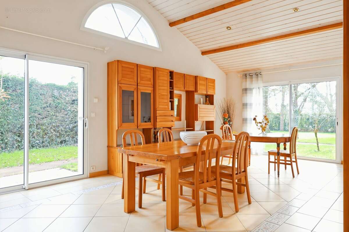 Maison à L&#039;HERBERGEMENT