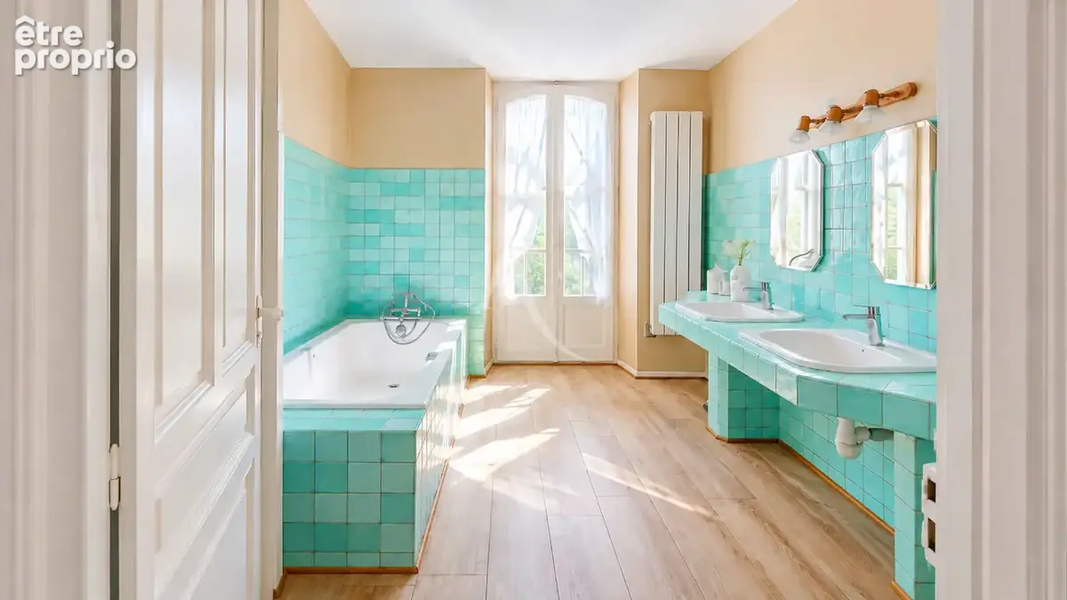 Maison de caractère 272 m² avec piscine  - La Tour-du-Crieu - photo 15