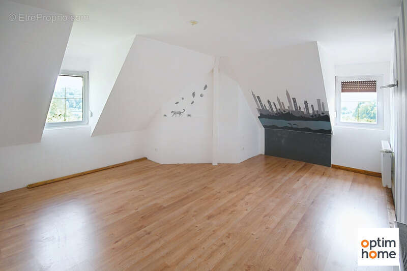 Tres belle maison individuelle - 4 chambres - 2 salles de bain - 2 garages - terrain de 25 ares - photo 36