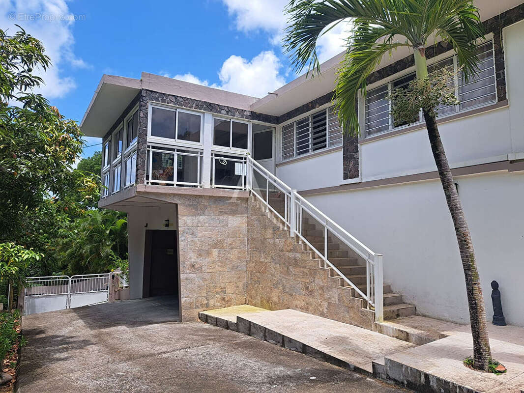 Maison à FORT-DE-FRANCE