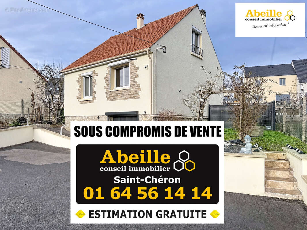 Maison à SAINT-CHERON