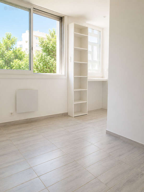 T3 lumineux avec balcon, cave et parking privé   Montpellier Près d'Arènes - photo 2