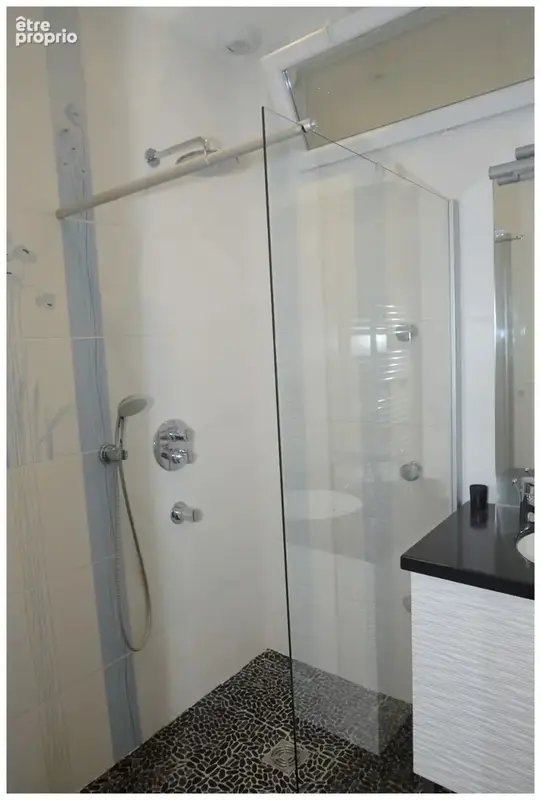 Nyons 26110 - propriete de charme 144 m² - terrain clos et paysage 750 m² - 4 chambres - piscine - poolhouse amenage - photo 10