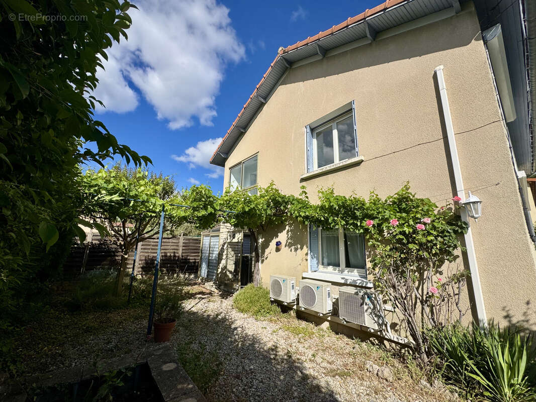 Buis les baronnies-villa 4 chambres de 120 m2 - photo 4