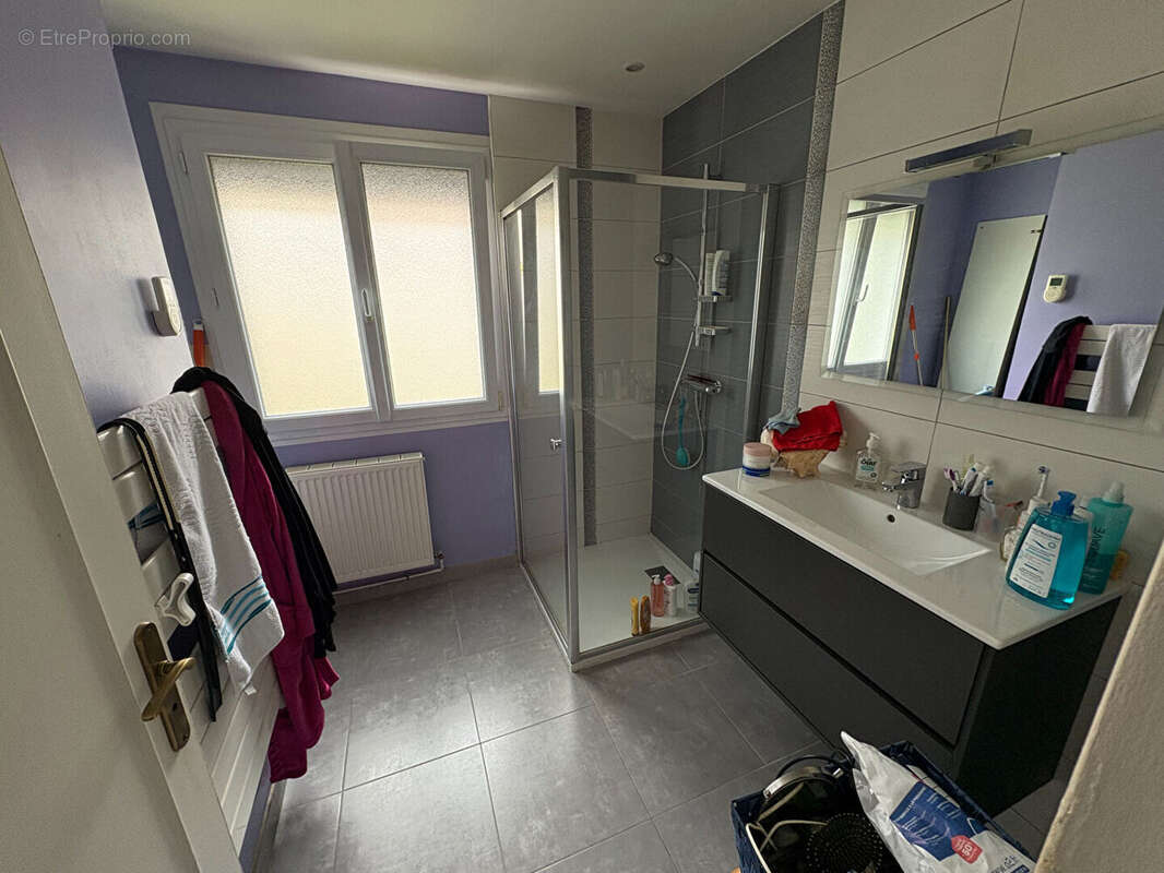 Maison à SAINT-QUENTIN