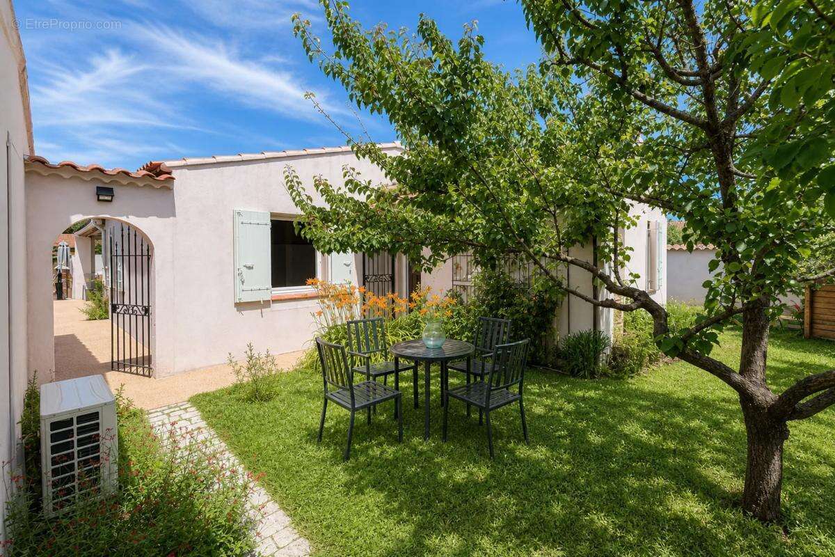 Maison de 5 pièces de 109 m² à Donzère - photo 71