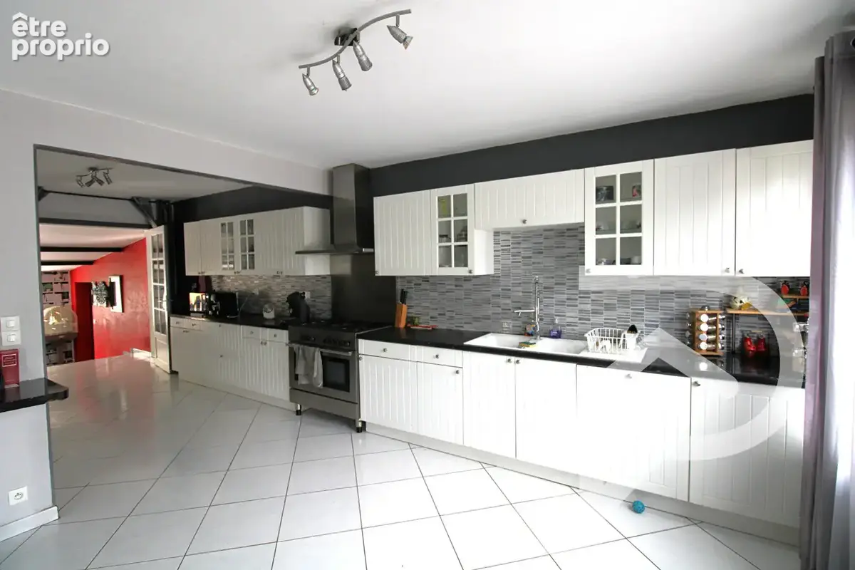 Maison Pont Sainte Maxence 10 pièce(s) 261.75 m2 - photo 4