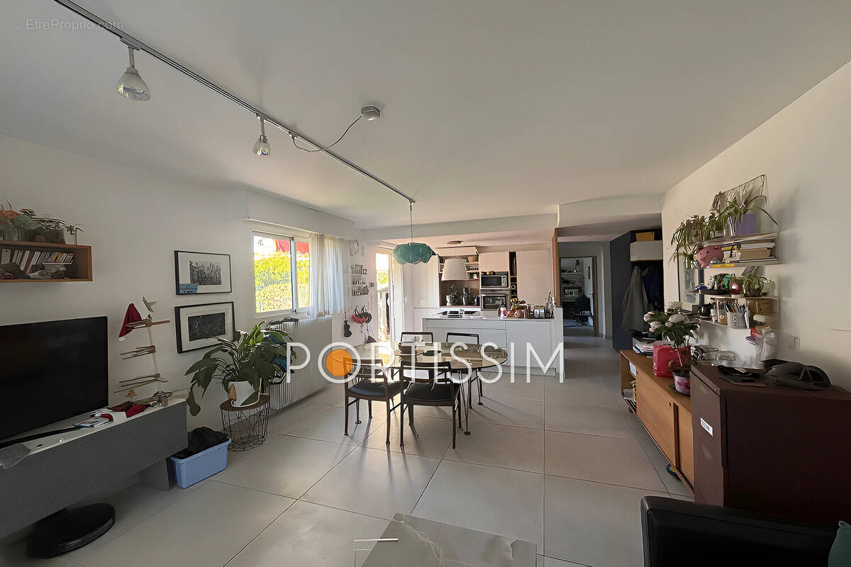 Appartement à CAGNES-SUR-MER