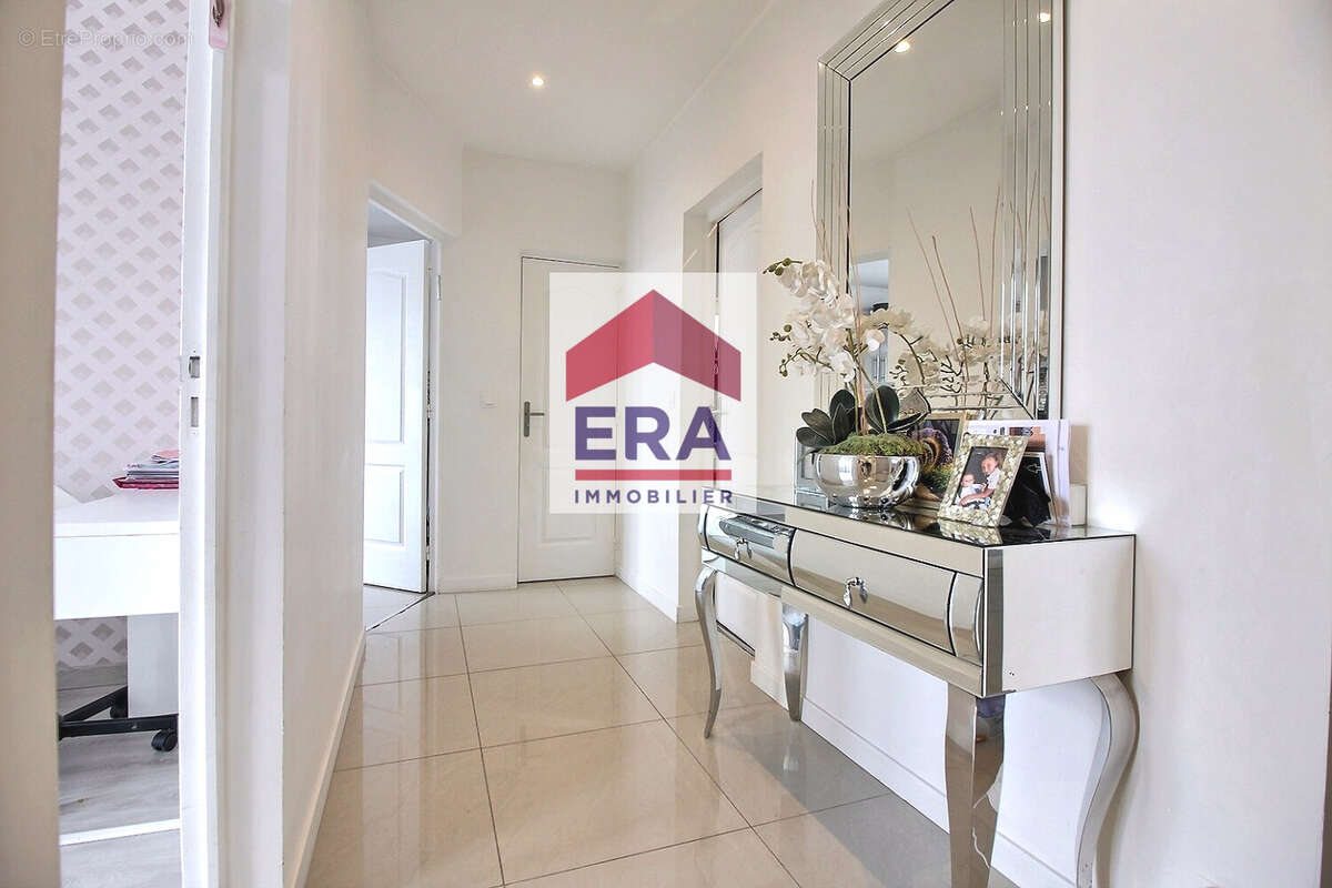 Appartement à SAINT-OUEN