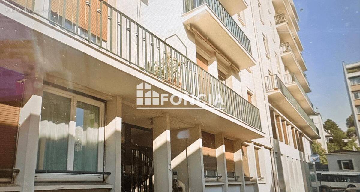 Appartement à LE RAINCY