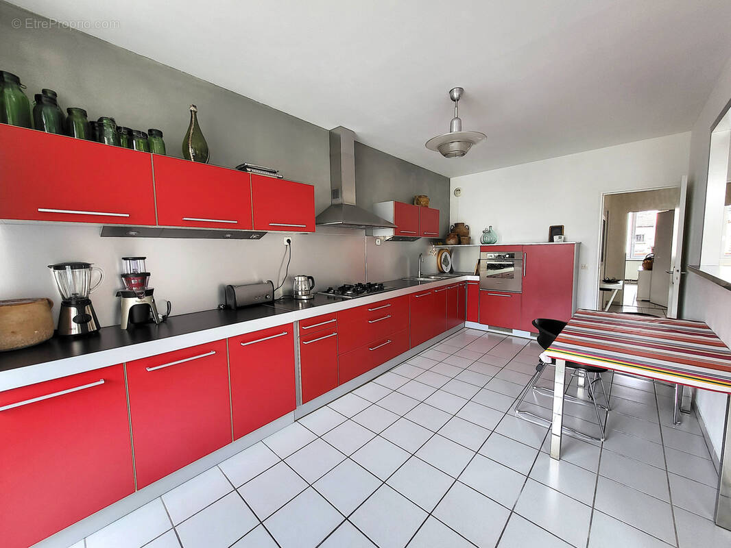 Appartement à SAINT-ETIENNE