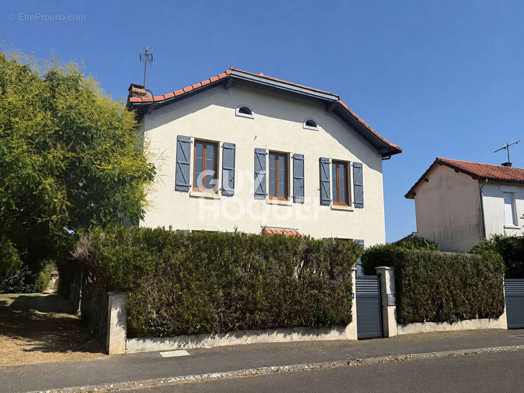 Maison à RION-DES-LANDES