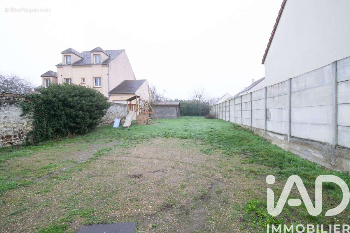 Photo 2 - Maison à LES MUREAUX