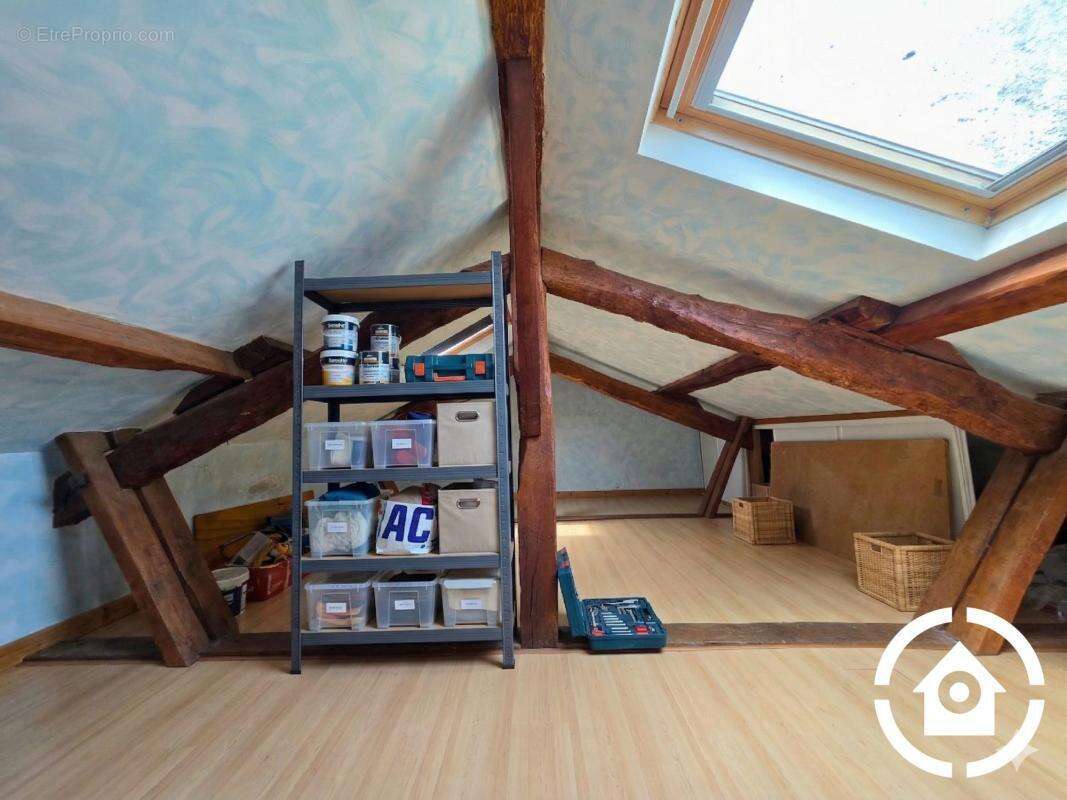 Appartement à RUELLE-SUR-TOUVRE