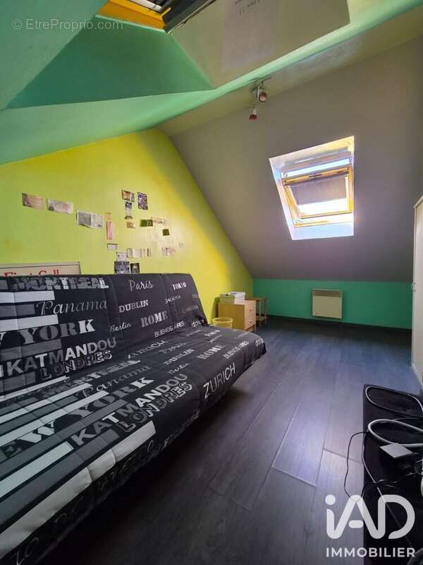 Photo 8