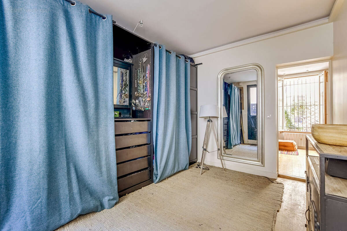 Appartement à PARIS-20E