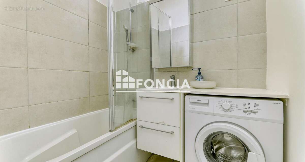Appartement à PARIS-4E