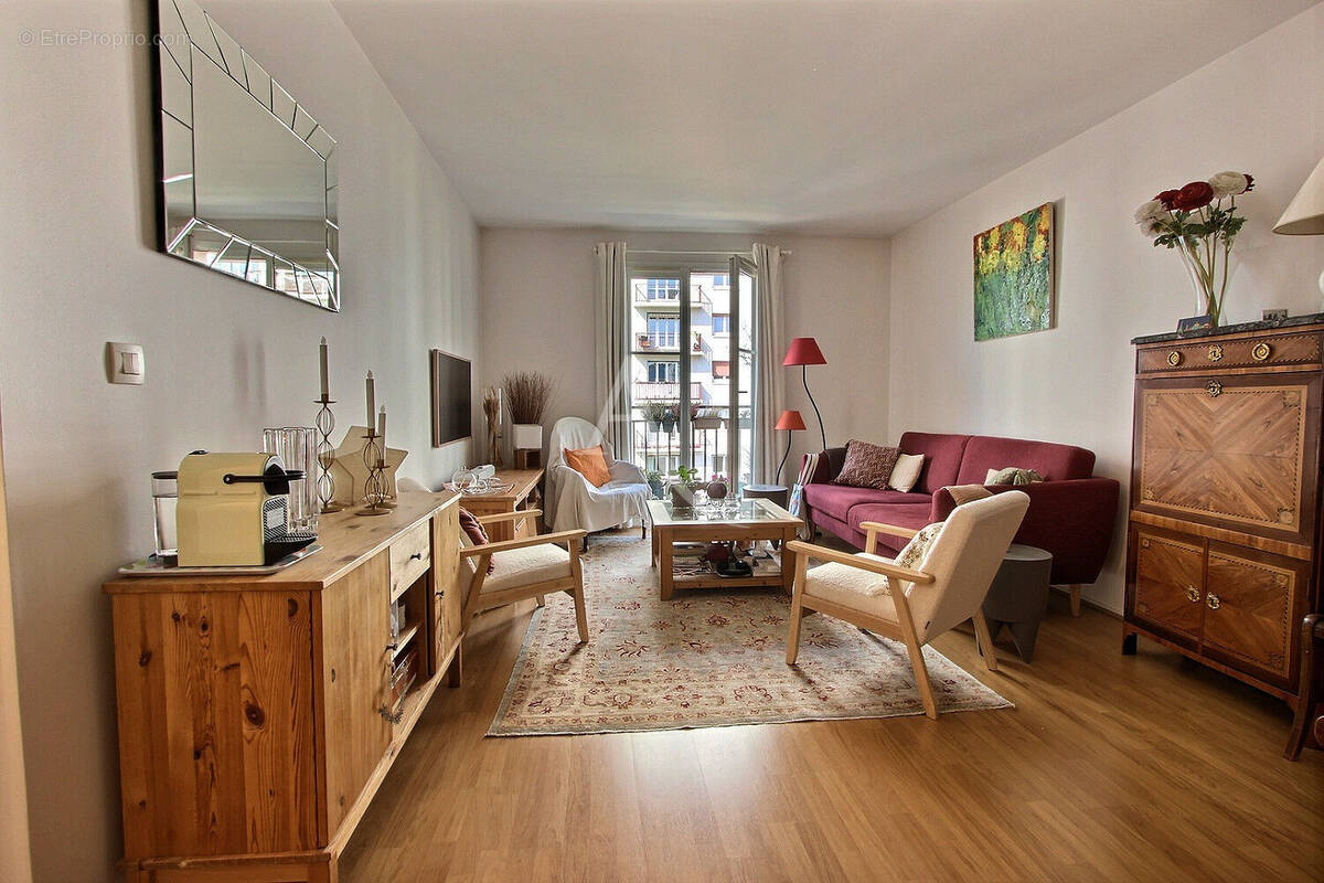 Appartement à ASNIERES-SUR-SEINE