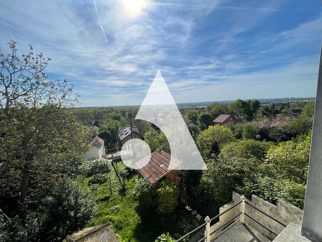 Maison à SUCY-EN-BRIE