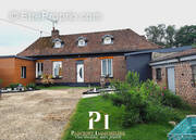 Maison à COURCELLES-AU-BOIS