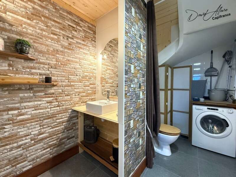 Appartement à LARAGNE-MONTEGLIN