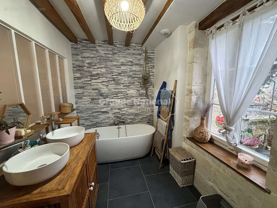 Maison à PIERREFONDS