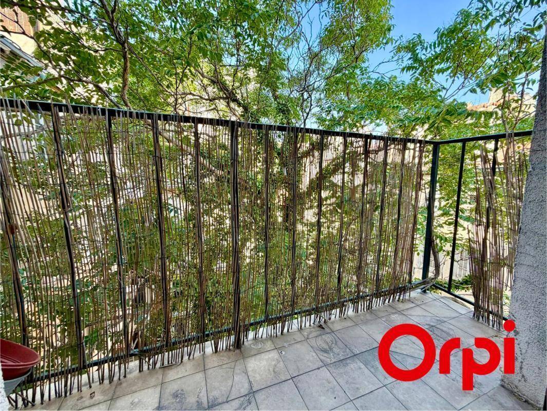 Appartement à MARSEILLE-1E