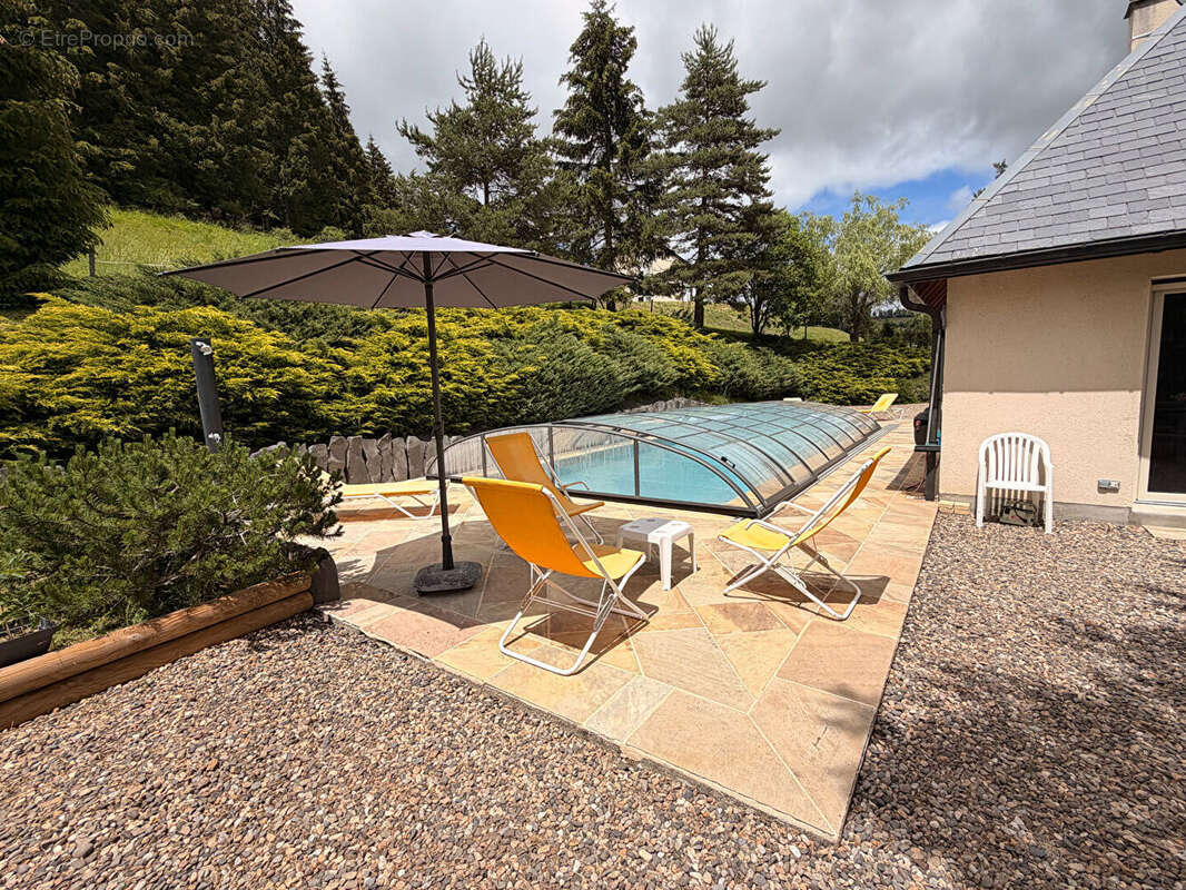 Maison de caractère avec piscine couverte et vue exceptionnelle - photo 5