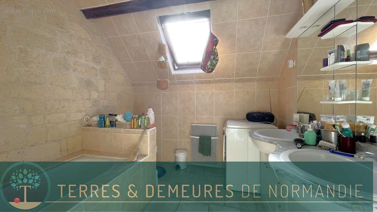 Maison à SAINT-SAIRE