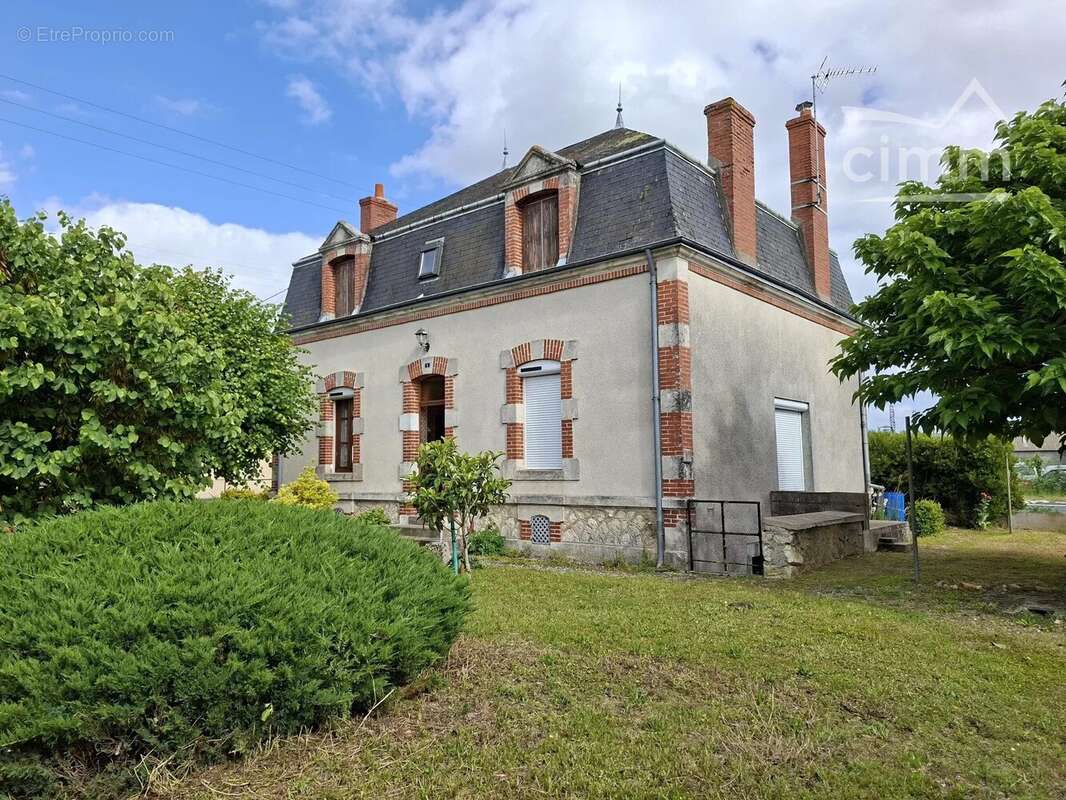 Maison à NEUVY-PAILLOUX