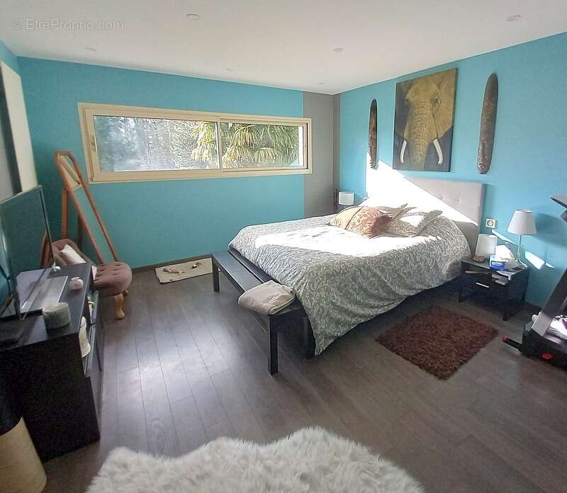 Maison à CONTEST