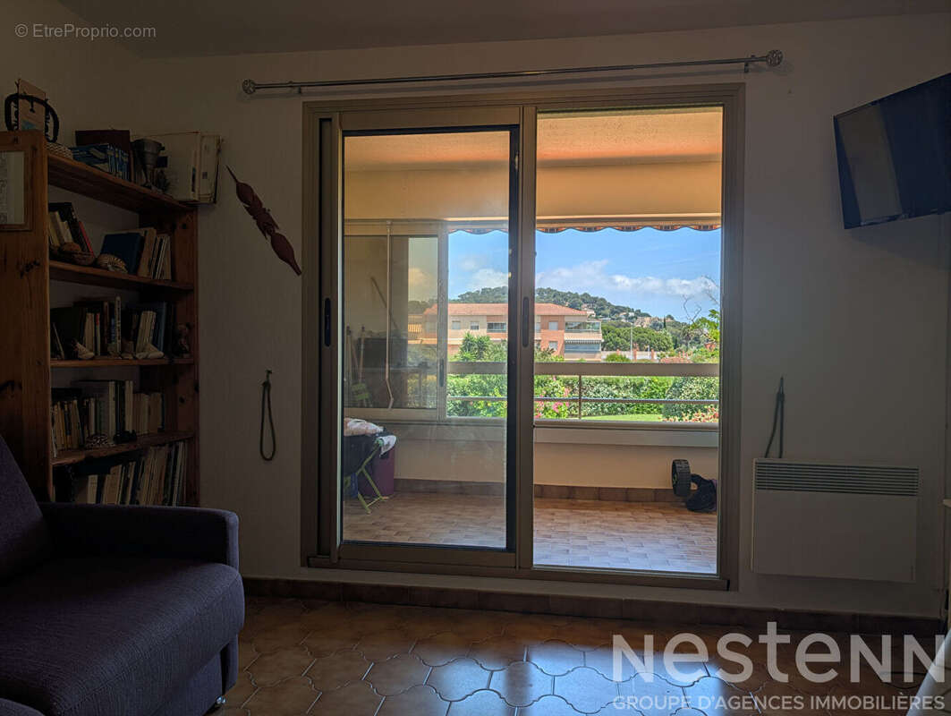 Appartement à LA LONDE-LES-MAURES