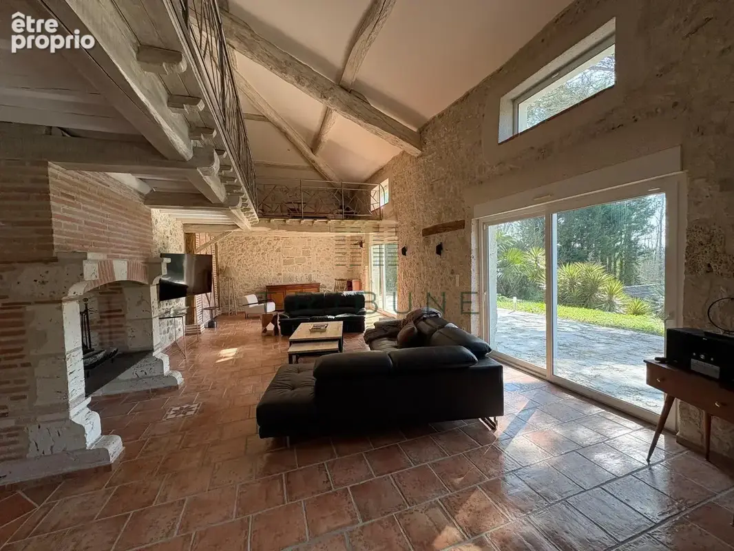 Propriété d’exception à 15 minutes d’Agen   350 m2 au cœur d’un parc d’un hectare - photo 19