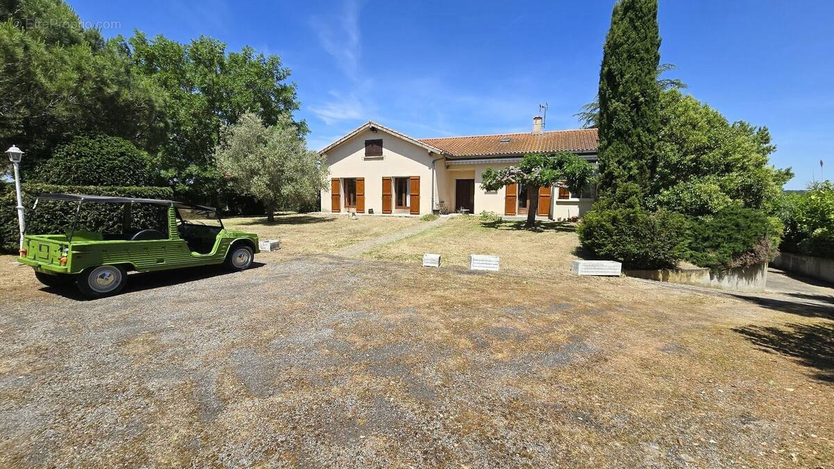Maison à MAZERES
