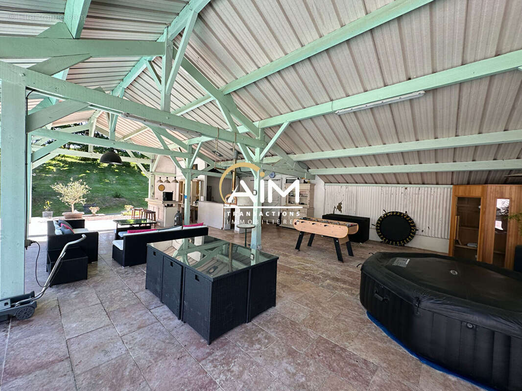 Maison à POCE-SUR-CISSE