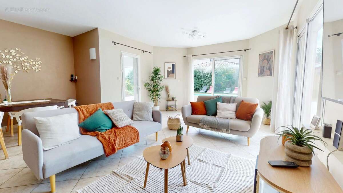 Maison à MARCY-L&#039;ETOILE