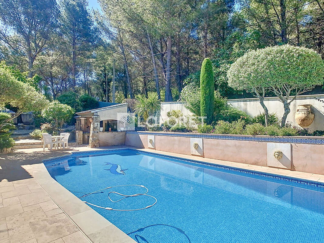 Maison La Valette-du-Var -  5 pièces - 154 m² - photo 15