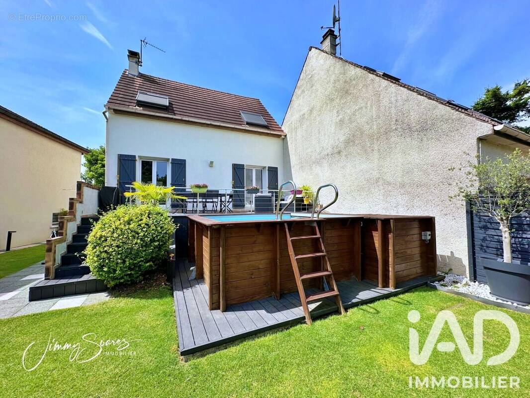 Photo 1 - Maison à VILLIERS-SUR-MARNE