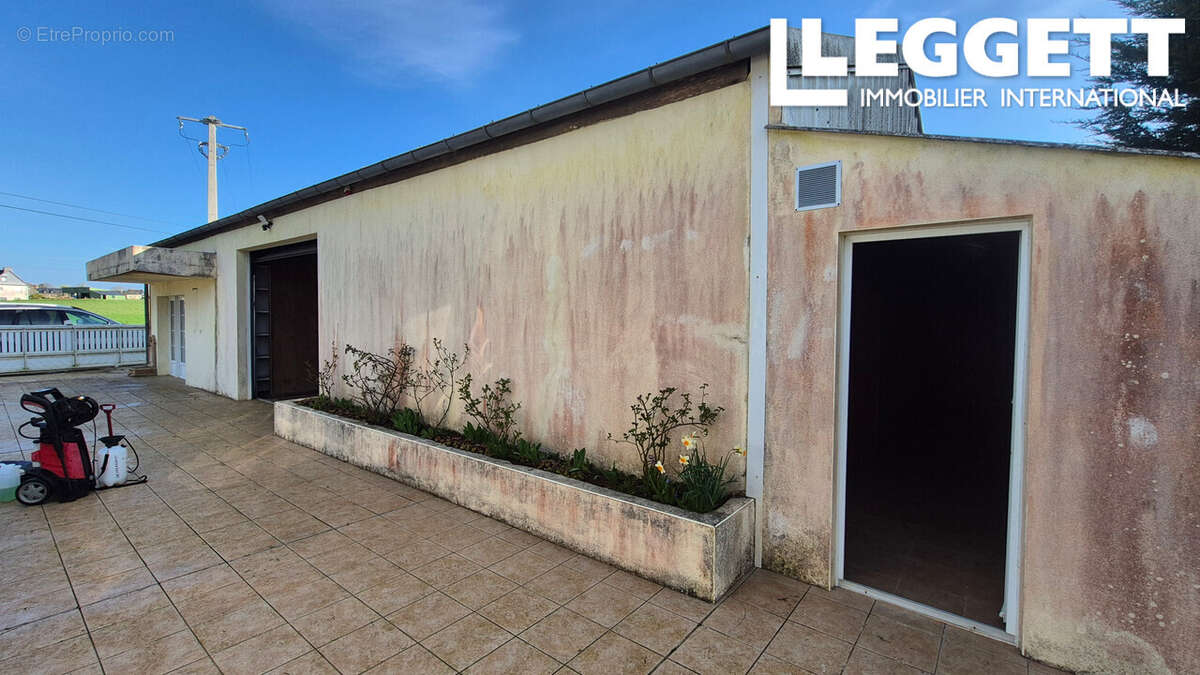 Maison à PLOUNEVEZ-MOEDEC