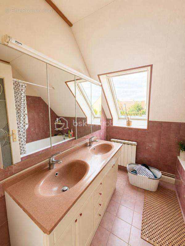 Maison familiale 98 m² avec garage, chalet et jardin de 777 m² — Chaumont-en-Vexin - photo 14