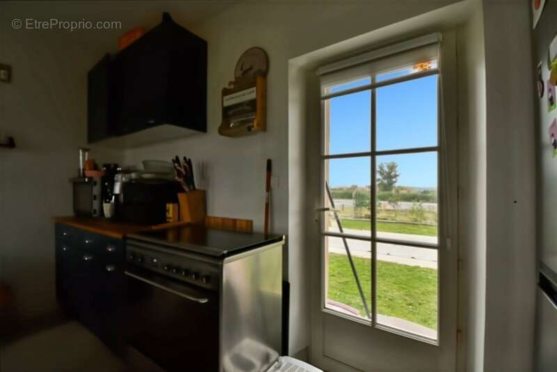 Maison à VALLON-EN-SULLY