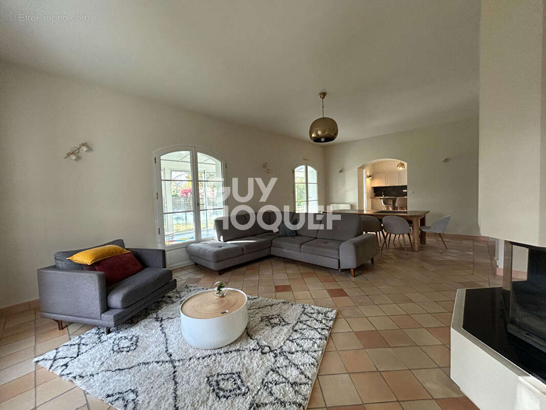 Maison à BASSE-GOULAINE