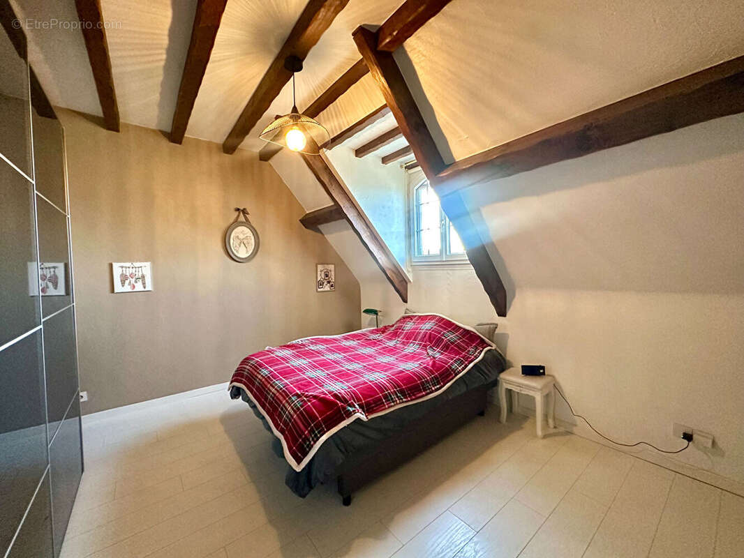 Maison à CLAYE-SOUILLY